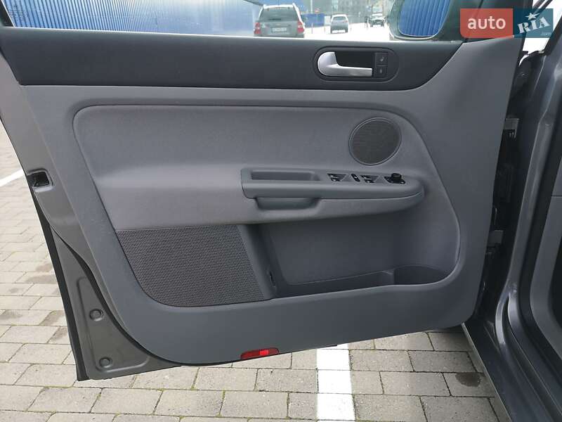 Хэтчбек Volkswagen Golf Plus 2008 в Калуше