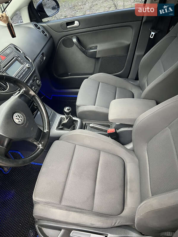 Хетчбек Volkswagen Golf Plus 2005 в Рівному