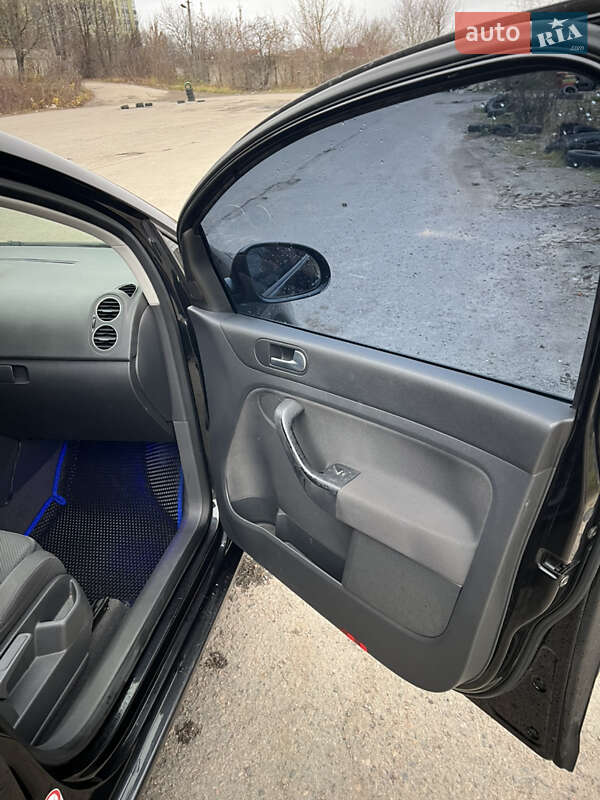 Хетчбек Volkswagen Golf Plus 2005 в Рівному