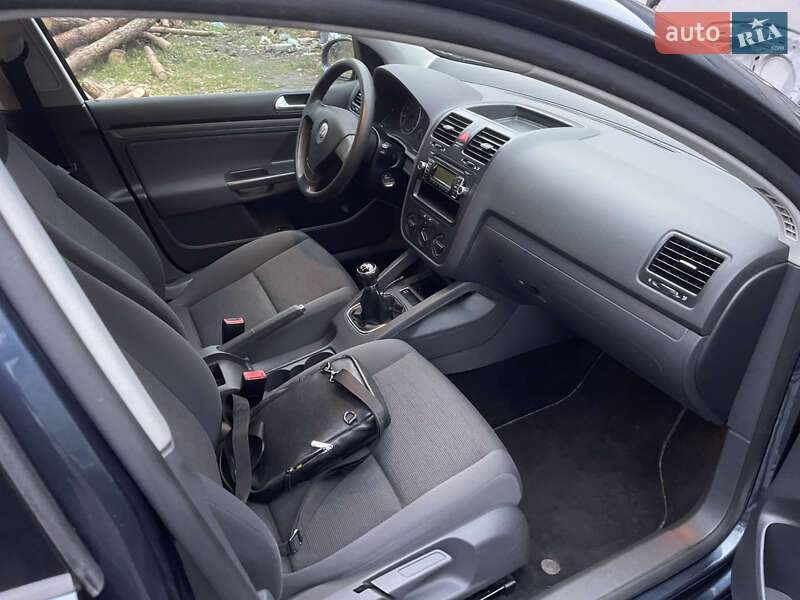 Хэтчбек Volkswagen Golf Plus 2010 в Луцке