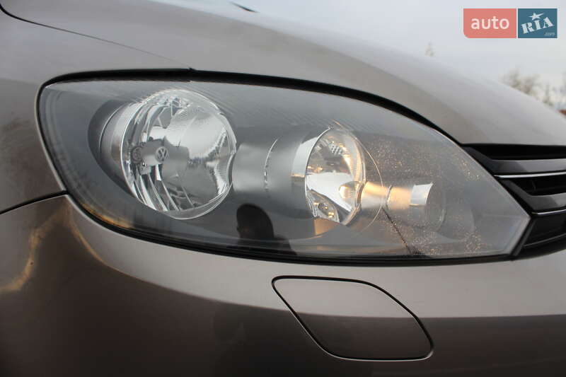 Хэтчбек Volkswagen Golf Plus 2010 в Дрогобыче