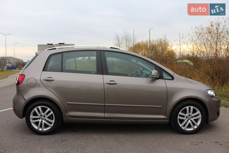 Хэтчбек Volkswagen Golf Plus 2010 в Дрогобыче