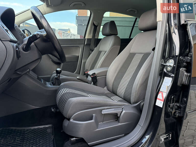 Хэтчбек Volkswagen Golf Plus 2008 в Коломые фото 23 Хэтчбек Volkswagen Golf Plus 2008 в Коломые