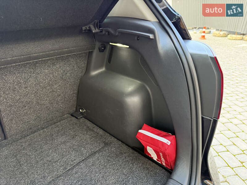 Хэтчбек Volkswagen Golf Plus 2008 в Коломые фото 46 Хэтчбек Volkswagen Golf Plus 2008 в Коломые