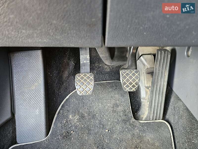 Хэтчбек Volkswagen Golf Plus 2009 в Полтаве фото 14 Хэтчбек Volkswagen Golf Plus 2009 в Полтаве