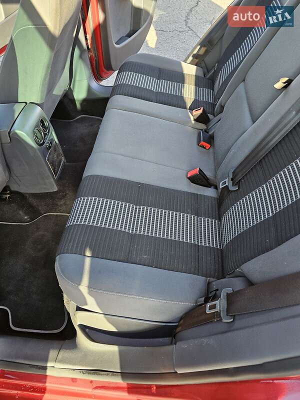 Хэтчбек Volkswagen Golf Plus 2009 в Полтаве фото 30 Хэтчбек Volkswagen Golf Plus 2009 в Полтаве