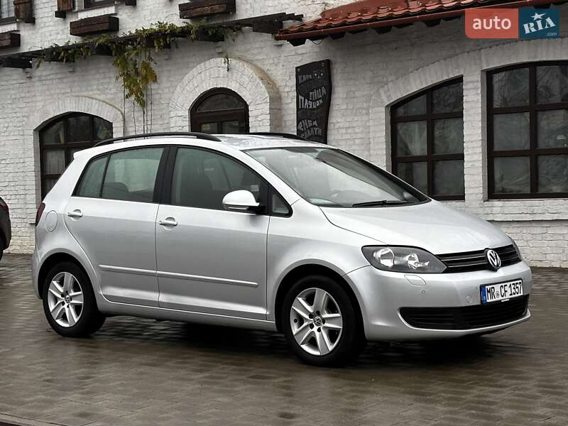 Хэтчбек Volkswagen Golf Plus 2010 в Красилове