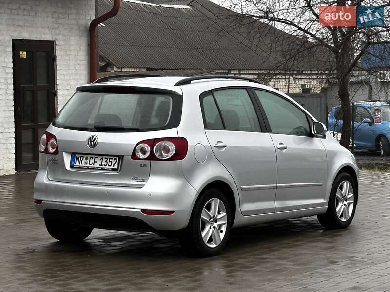 Хэтчбек Volkswagen Golf Plus 2010 в Красилове