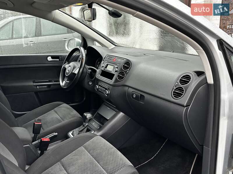 Хэтчбек Volkswagen Golf Plus 2010 в Красилове