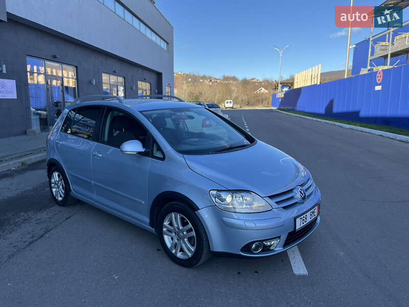 Хэтчбек Volkswagen Golf Plus 2008 в Мукачево