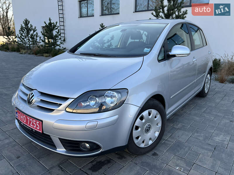 Хэтчбек Volkswagen Golf Plus 2008 в Луцке