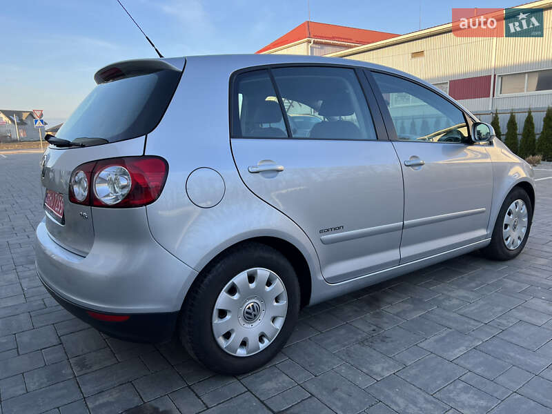 Хэтчбек Volkswagen Golf Plus 2008 в Луцке