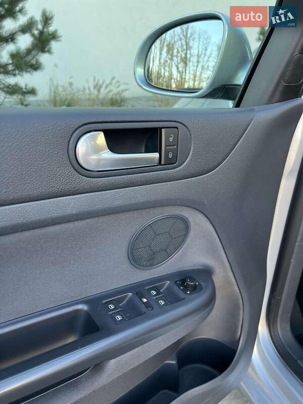 Хэтчбек Volkswagen Golf Plus 2008 в Луцке