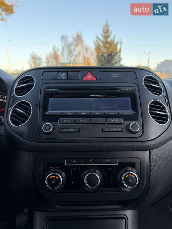 Хэтчбек Volkswagen Golf Plus 2010 в Лубнах