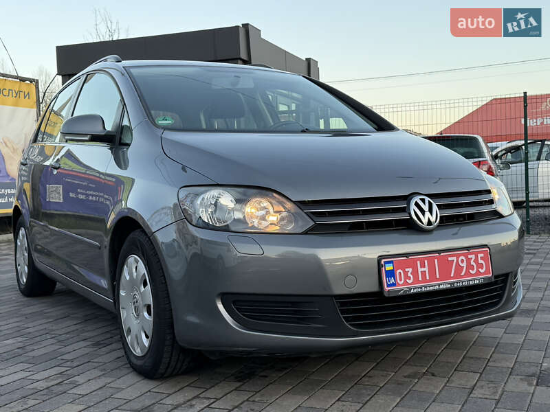 Хэтчбек Volkswagen Golf Plus 2010 в Лубнах