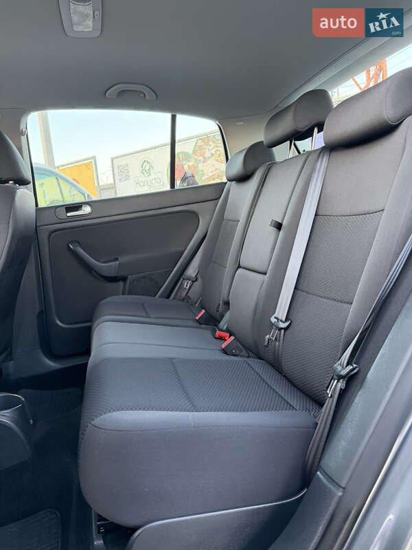 Хэтчбек Volkswagen Golf Plus 2010 в Лубнах