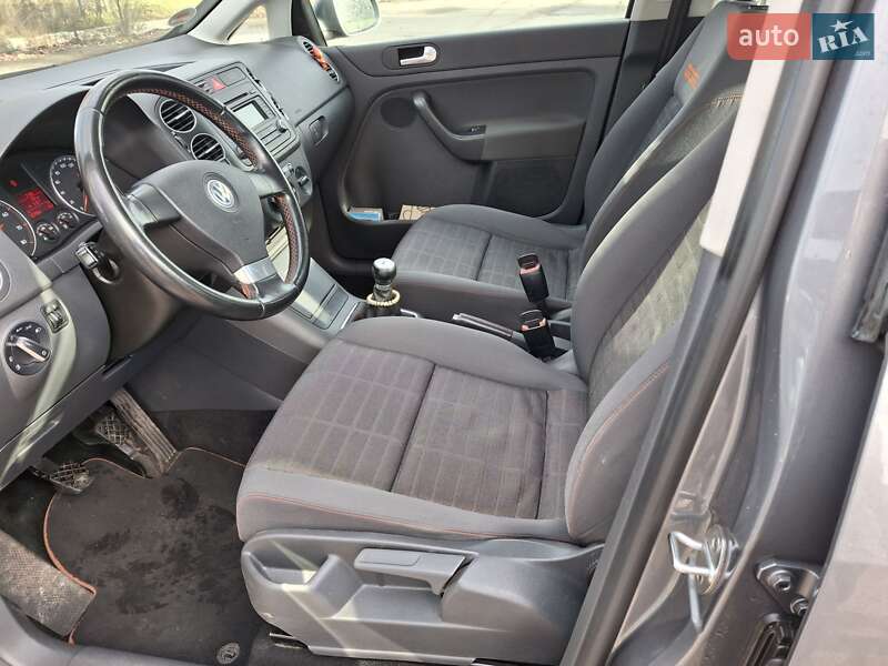 Хэтчбек Volkswagen Golf Plus 2006 в Конотопе