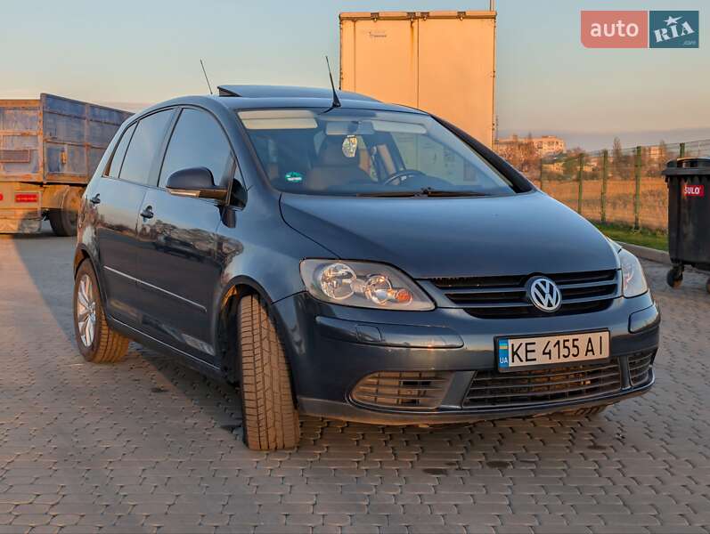 Хетчбек Volkswagen Golf Plus 2006 в Новомосковську