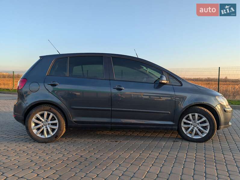 Хетчбек Volkswagen Golf Plus 2006 в Новомосковську