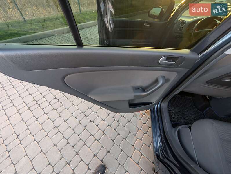 Хетчбек Volkswagen Golf Plus 2006 в Новомосковську