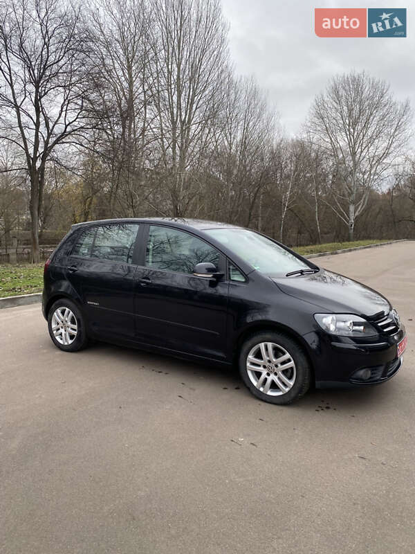 Хэтчбек Volkswagen Golf Plus 2008 в Сумах