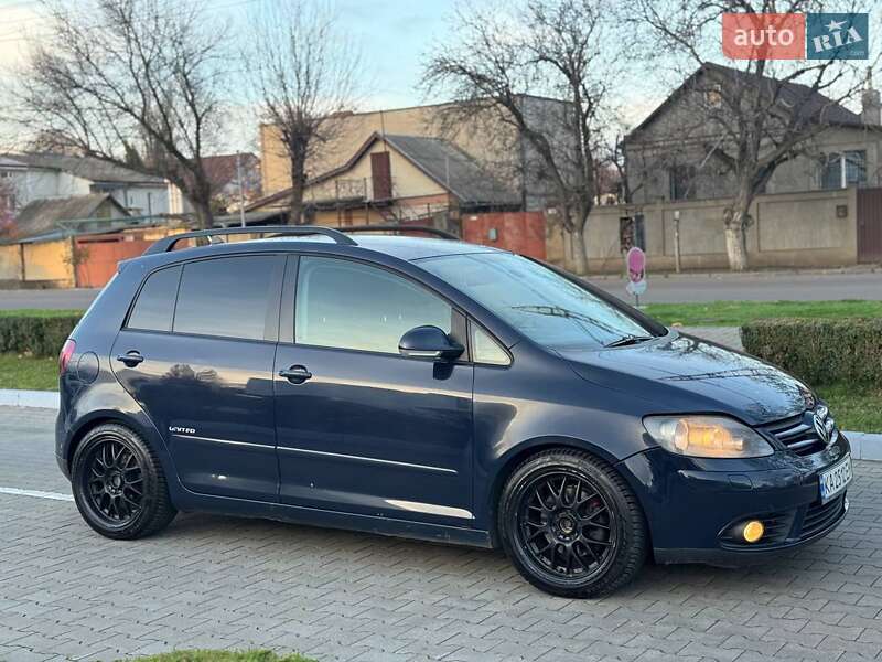 Хэтчбек Volkswagen Golf Plus 2008 в Одессе