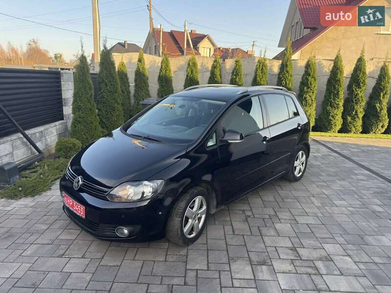 Хэтчбек Volkswagen Golf Plus 2011 в Ахтырке