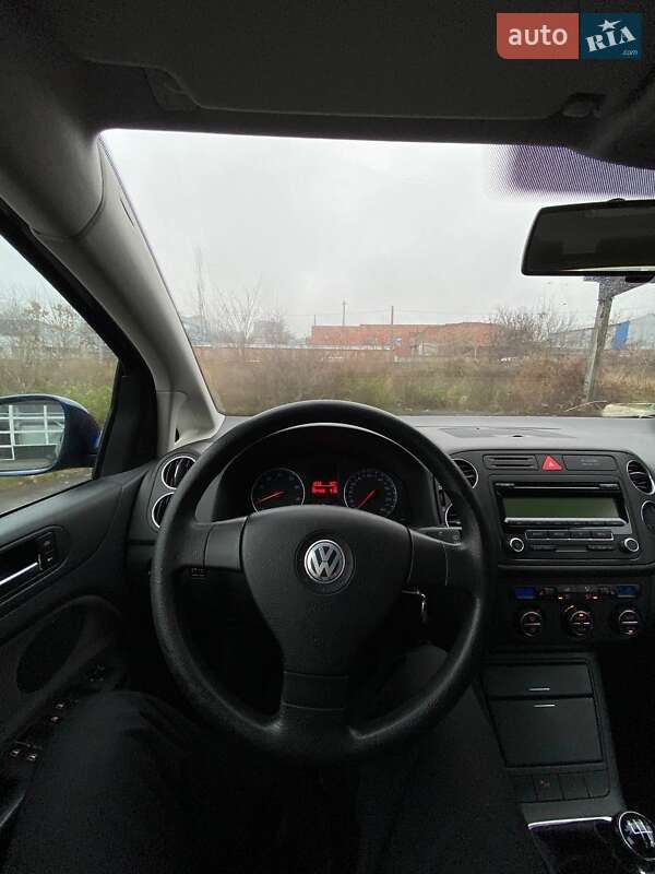 Хэтчбек Volkswagen Golf Plus 2005 в Чернигове