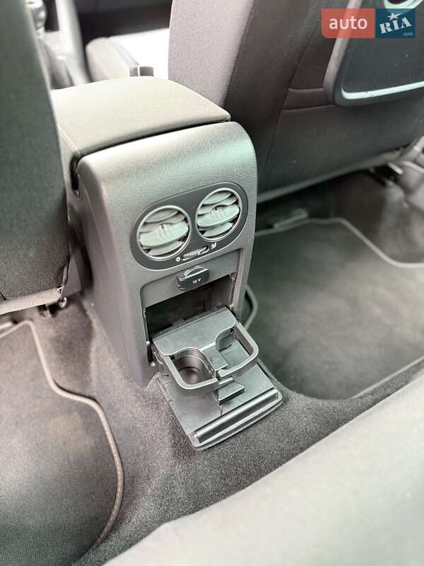 Хэтчбек Volkswagen Golf Plus 2011 в Луцке