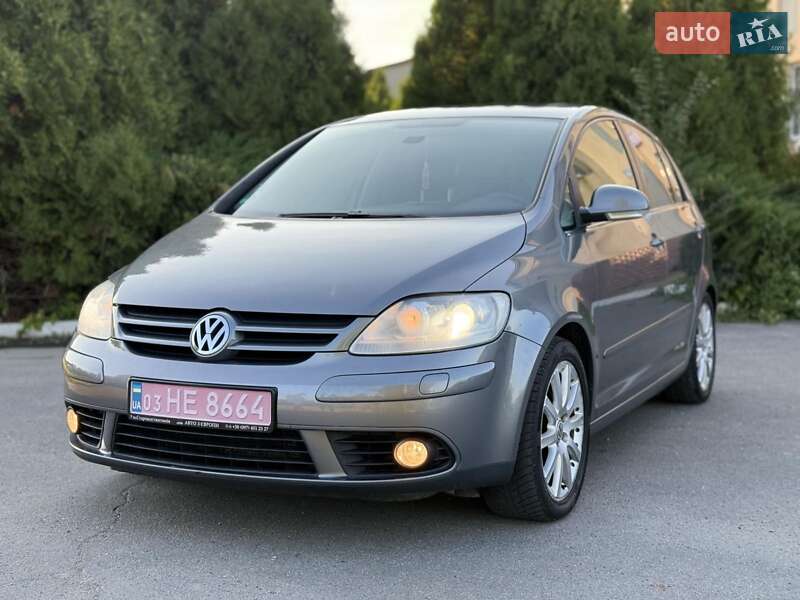 Хэтчбек Volkswagen Golf Plus 2008 в Новой Ушице