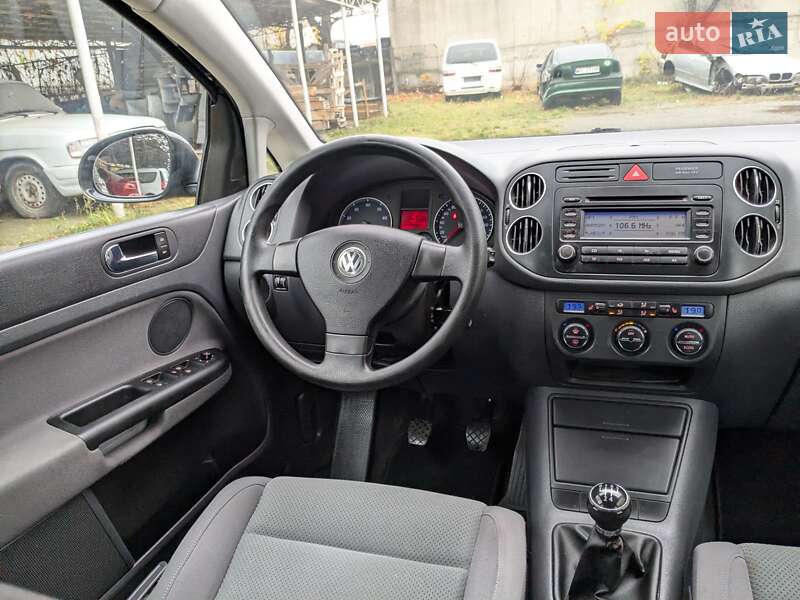 Хетчбек Volkswagen Golf Plus 2005 в Звягелі фото 42 Хетчбек Volkswagen Golf Plus 2005 в Звягелі