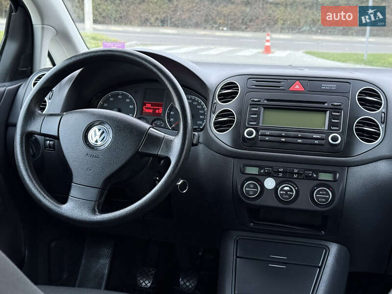 Хетчбек Volkswagen Golf Plus 2006 в Стрию