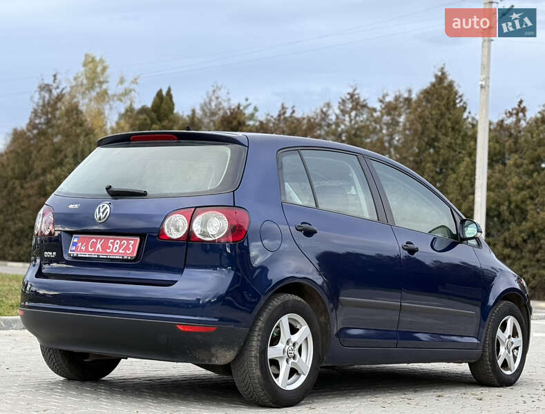 Хетчбек Volkswagen Golf Plus 2006 в Стрию