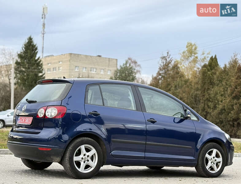 Хетчбек Volkswagen Golf Plus 2006 в Стрию