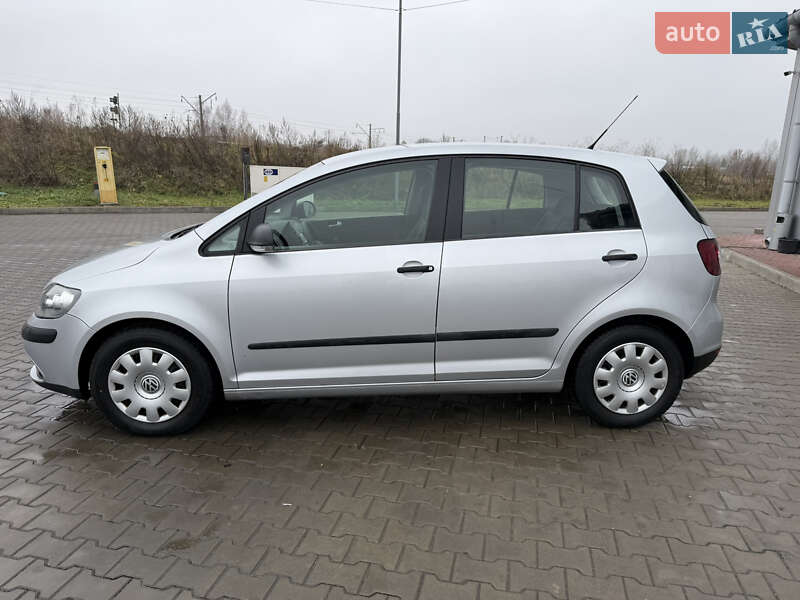 Хэтчбек Volkswagen Golf Plus 2006 в Луцке