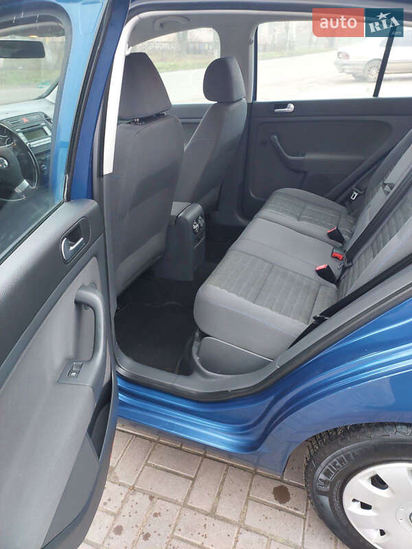 Хэтчбек Volkswagen Golf Plus 2007 в Звенигородке