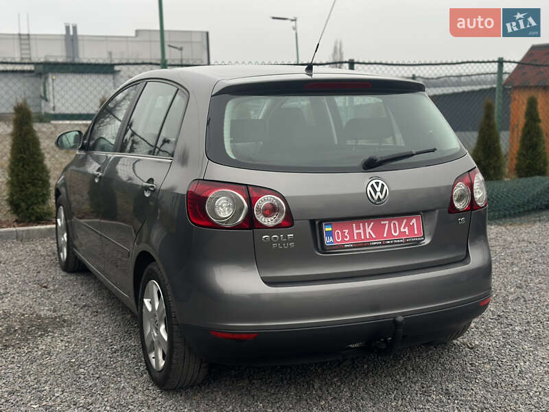 Хэтчбек Volkswagen Golf Plus 2006 в Виннице