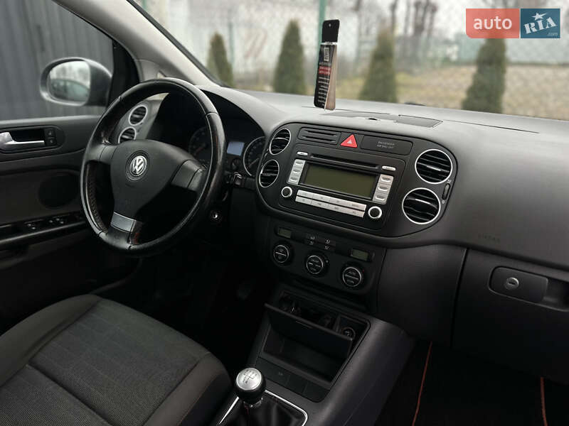 Хэтчбек Volkswagen Golf Plus 2006 в Виннице
