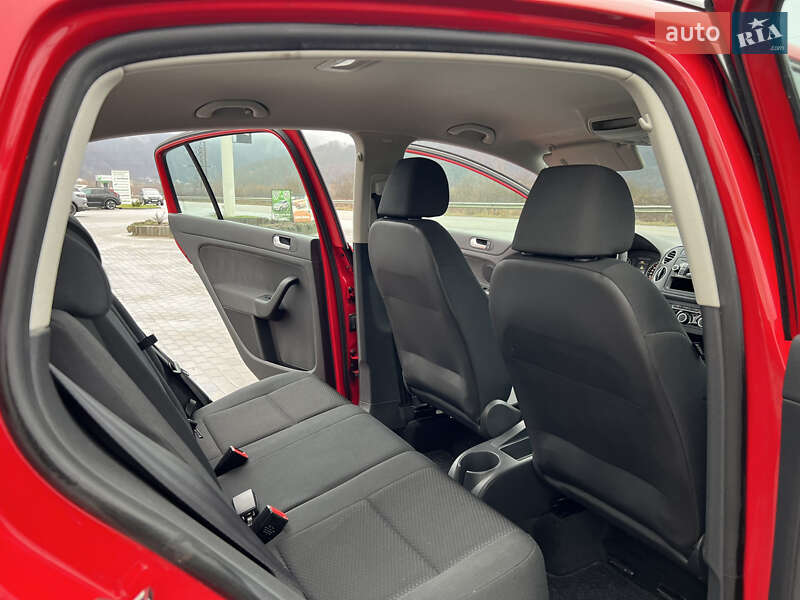 Хетчбек Volkswagen Golf Plus 2009 в Хусті фото 41 Хетчбек Volkswagen Golf Plus 2009 в Хусті