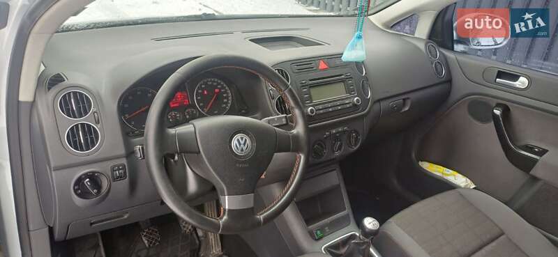 Хетчбек Volkswagen Golf Plus 2006 в Софіївській Борщагівці