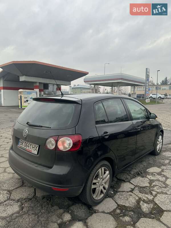 Хэтчбек Volkswagen Golf Plus 2005 в Турке фото 6 Хэтчбек Volkswagen Golf Plus 2005 в Турке