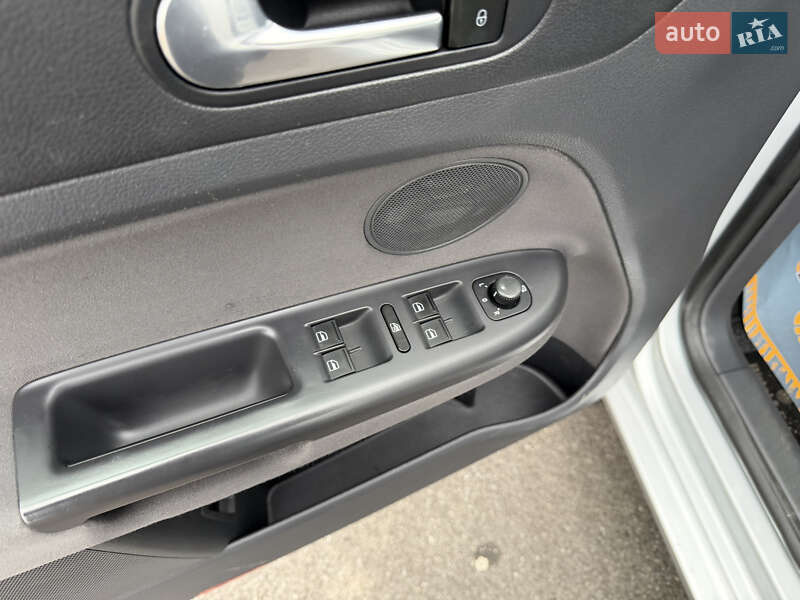 Хетчбек Volkswagen Golf Plus 2008 в Вінниці