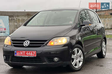 Хэтчбек Volkswagen Golf Plus 2008 в Лубнах