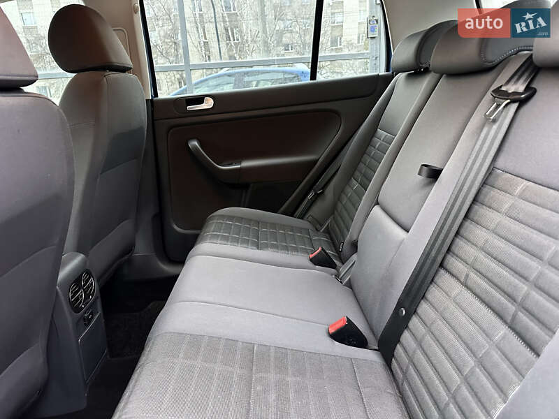 Хетчбек Volkswagen Golf Plus 2008 в Житомирі