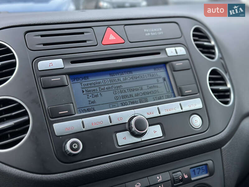 Хетчбек Volkswagen Golf Plus 2008 в Житомирі