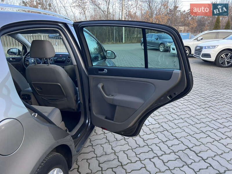 Хэтчбек Volkswagen Golf Plus 2009 в Нововолынске фото 25 Хэтчбек Volkswagen Golf Plus 2009 в Нововолынске