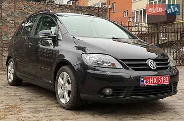 Хэтчбек Volkswagen Golf Plus 2008 в Ахтырке