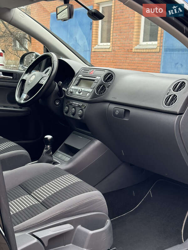 Хетчбек Volkswagen Golf Plus 2008 в Лубнах