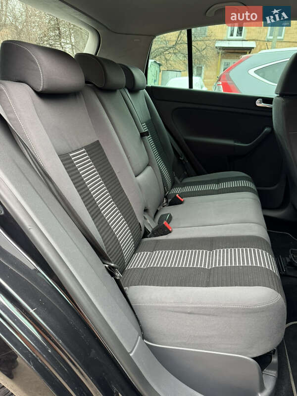 Хетчбек Volkswagen Golf Plus 2008 в Лубнах