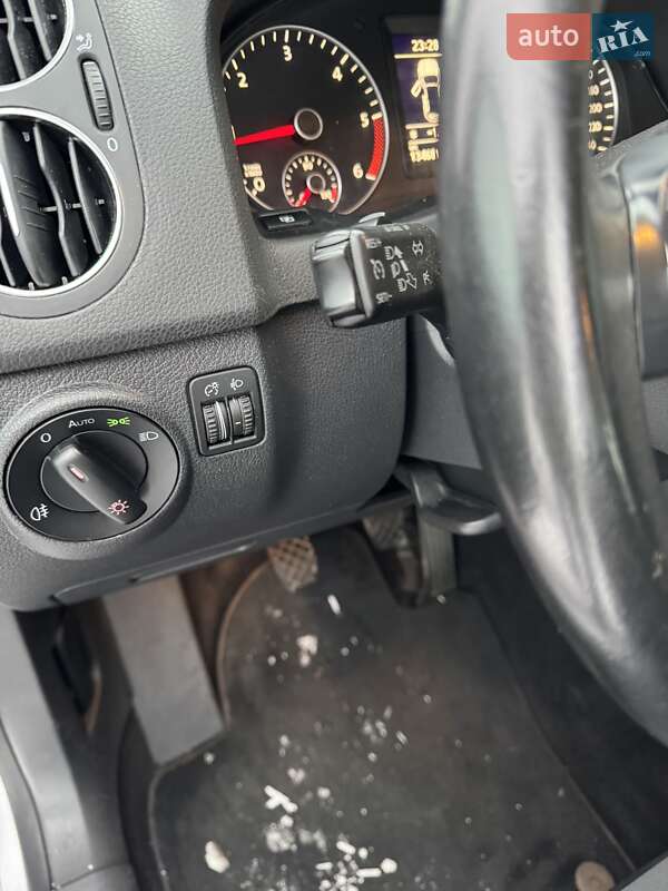 Хетчбек Volkswagen Golf Plus 2009 в Нововолинську